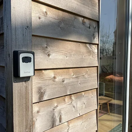 Tinyhouse - De Esdoorn Zes Neede