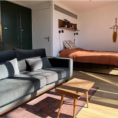 Tinyhouse - De Esdoorn Zes キャンプ場