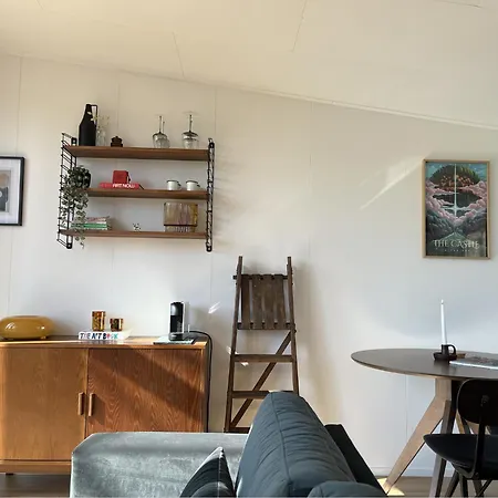 Tinyhouse - De Esdoorn Zes キャンプ場 *