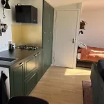 مكان تخييم Tinyhouse - De Esdoorn Zes Neede