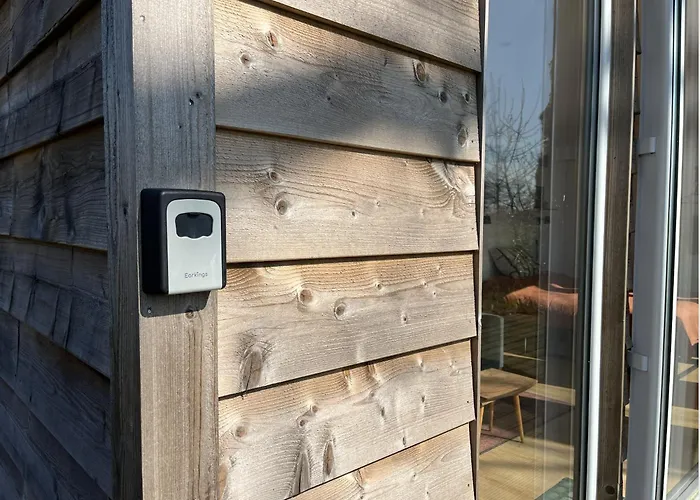 Tinyhouse - De Esdoorn Zes Neede